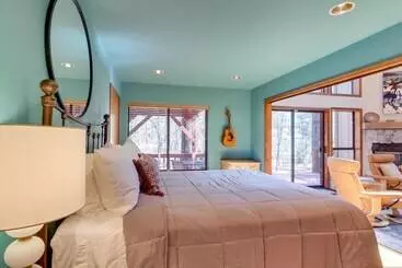 コテージ Spacious Pinetop Lakeside Home W/ Deck Near Golf