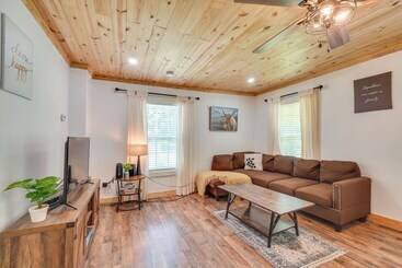 별장 Creekside Ranch W/ Porch ~ 2 Mi To Pkwy