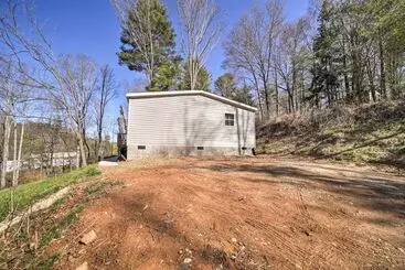 Mökkimajoitus Asheville Area Home Near Blue Ridge Mountains