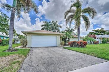 Hus på landet Charming Naples Home W/ Patio ~ 5 Mi To Beach