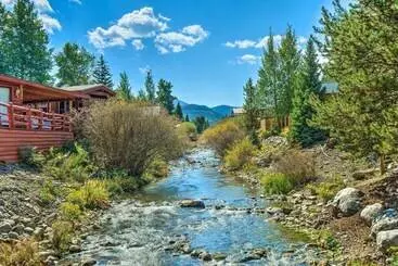 コテージ Close To Skiing: Cabin W/ Pool Access In Breck