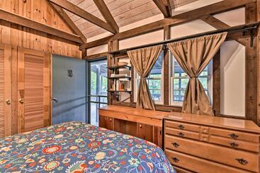 3 Mi To Grandfather Mountain Park: Cottage W/ Deck