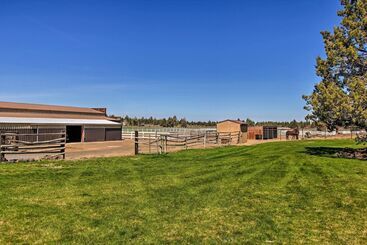 Dog Friendly Ranch Cottage W/ Yard ~ 13 Mi To Bend