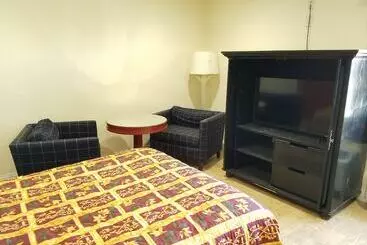 El Rancho Motel