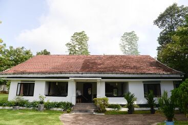 بنسيون Maggie Garden Hostel