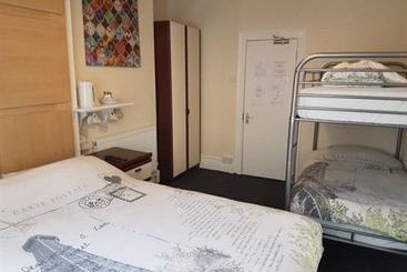 پانسیون The Haven