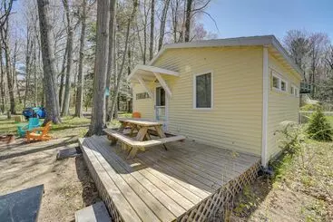 4 Season Gold Coast Cottage, 2 Mi To Winter Sports