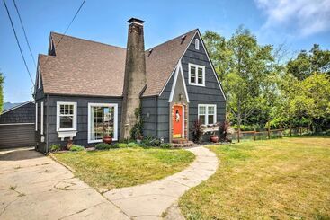 Casa Rural The Old Mccullough Home W/ Rooftop Deck, View