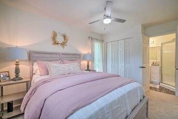 קוטג'' Updated Knoxville Home W/ Media Room + Patio!