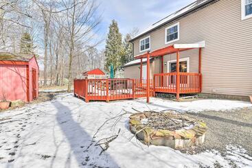 کلبه Updated Tobyhanna Home: Family & Pet Friendly