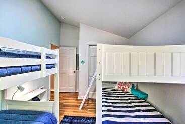 コテージ Island  Beachcomber  Escape With Private Beach!