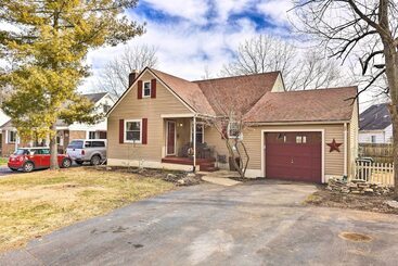 Landhus Pet Friendly Dayton Vacation Rental!