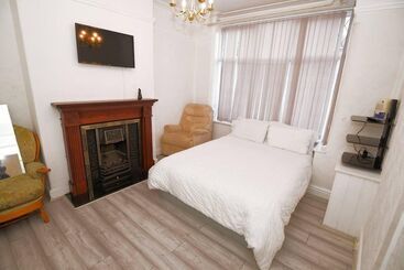 דירת נופש Fine 3 Bed House In Manchester For Up To 6 People