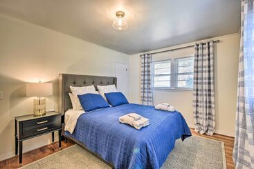 קוטג'' Stunning Seneca Home W/ Lake Keowee Access!