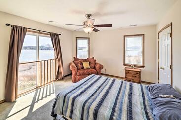 コテージ Waterfront Montross Home W/private Boat Slip!