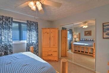 بيت ريفى Charming Anchorage Home W/ Grill + Deck!