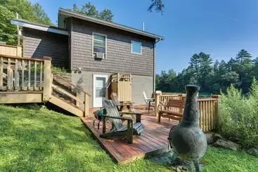 Mökkimajoitus Pet Friendly Hancock Home On The Delaware River!