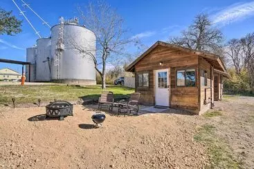 コテージ Waterfront Studio W/ Fire Pit On Lake Dunlap!