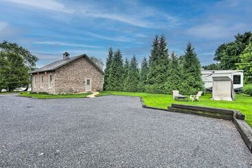 Cozy Wrightsville Cottage W/ Private Hot Tub!