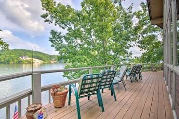 بيت ريفى House On Lake Of The Ozarks W/ Dock & Pool Table!