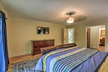 Mökkimajoitus Inviting Family Abode W/ Dock On Norris Lake!