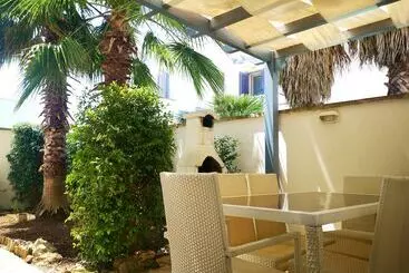 Pansiyon Villino Acqua Marina Vacation Home