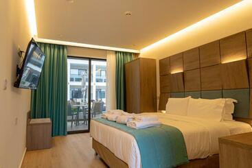 בית מלון כפרי Mirror