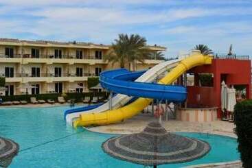 هتل Retal View Resort El Sokhna Aqua Park