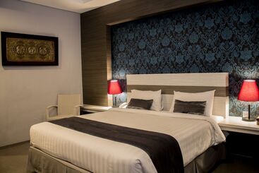 هتل Transera Kamini Legian