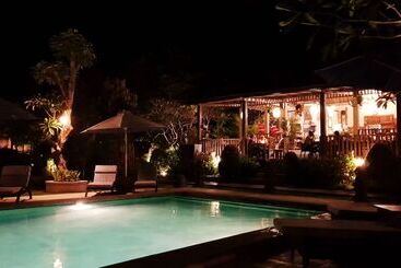 호텔 Uluwatu Cottages