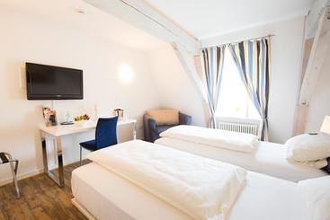 渡假胜地  Schloss Engers