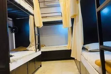 Alberg Golden Star Dormitory