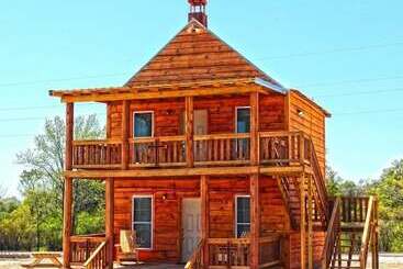 منتجع Diamonds Old West