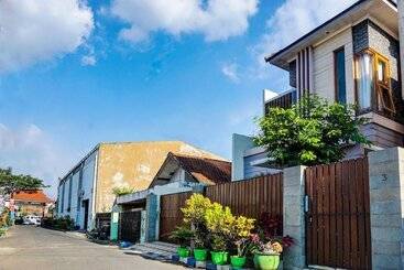 Szálloda Spot On 91530 Sumpil Syariah