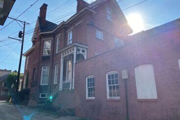 مبيت وإفطار Sturgis House