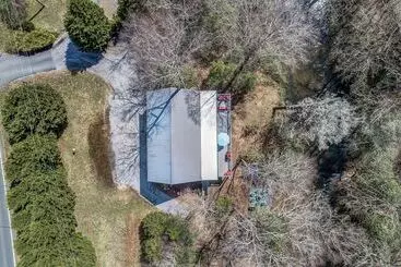 Mökkimajoitus Blairsville River Cabin