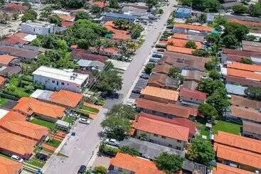 اقامتگاه Unique Escape Gameroom! Bar, Bbq, Spacious, And Near Beach