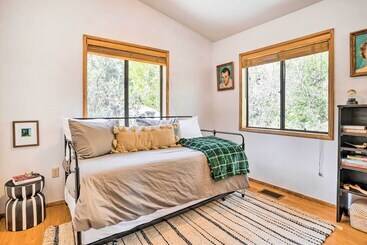 茅舍 Idyllwild Cabin W/ Deck & Tahquitz Peak Views