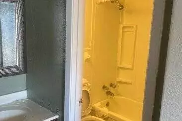 The Grand Motel Inn And Suite Louisville