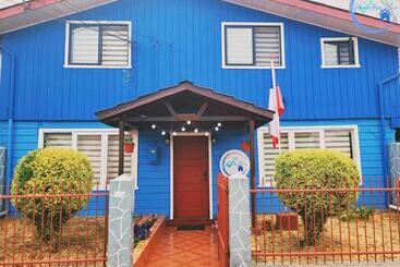 ペンション Hostal Paradise Blue Osorno