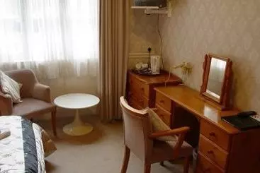 Nocleg ze śniadaniem Frognel Hall