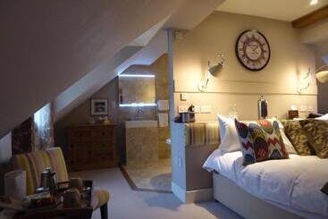 Hostal The Howard Arms