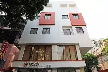 Hotel Arya International