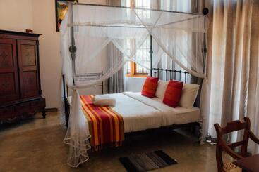 Pensión Gruhaya Boutique Villa