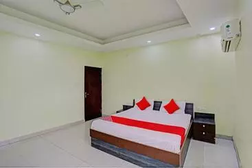 Oyo Flagship Shree Shyam Kripa Hotel And Restaurant