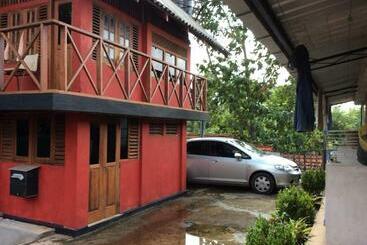 Coca Cola Hostel Malabe