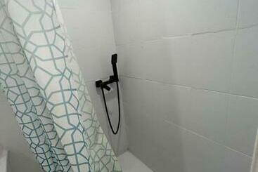 فندق صغير достык