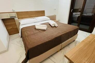 Bed and Breakfast Topazio Rooms & Apartment Tropea