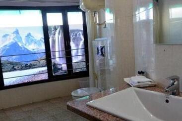 ホテル A Luxurious Stay