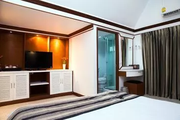 Hôtel Castle Howchow Beach Resort